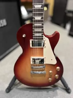 Gibson - Les Paul Tribute Satin Cherry Burst